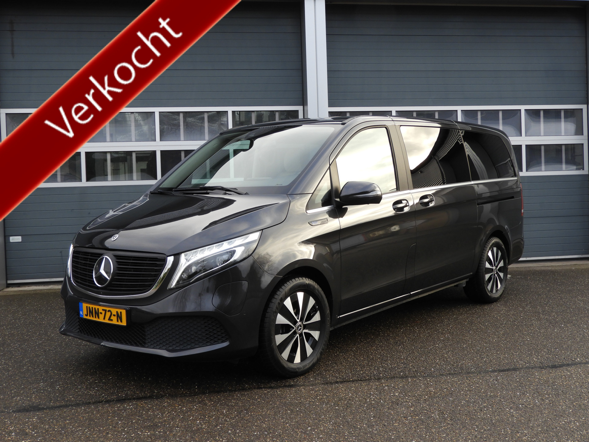 Mercedes-Benz EQV 300 L2 AVANTGARDE | LED | LEDER | DISTRONIC | 360° CAMERA 49492455-0.jpg | Autobedrijf Vervoort