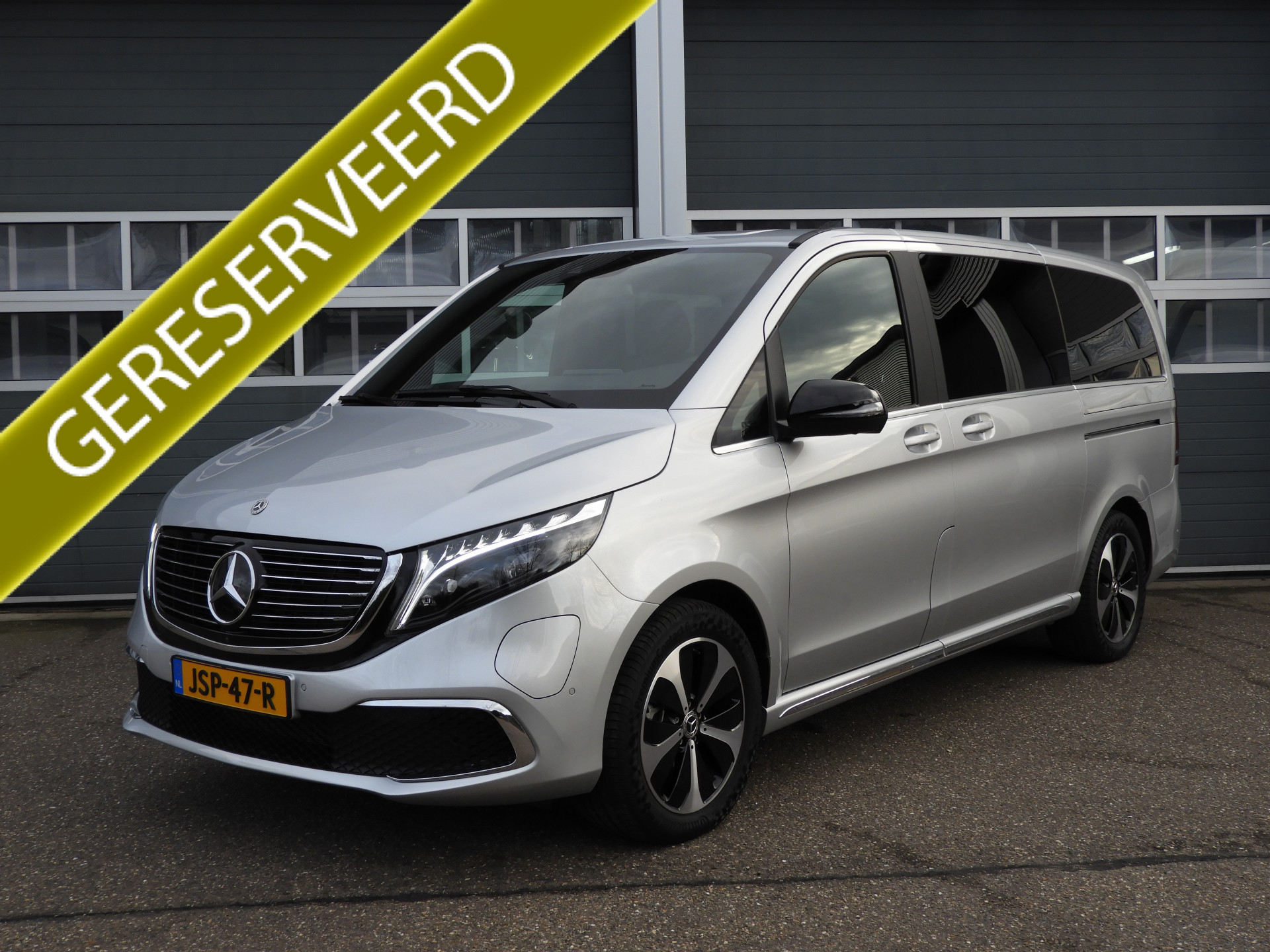 Mercedes-Benz EQV 300 L2 90 kWh 8 PERS | LUCHTVERING | 360° CAMERA | DISTRONIC 50653830-0.jpg | Autobedrijf Vervoort