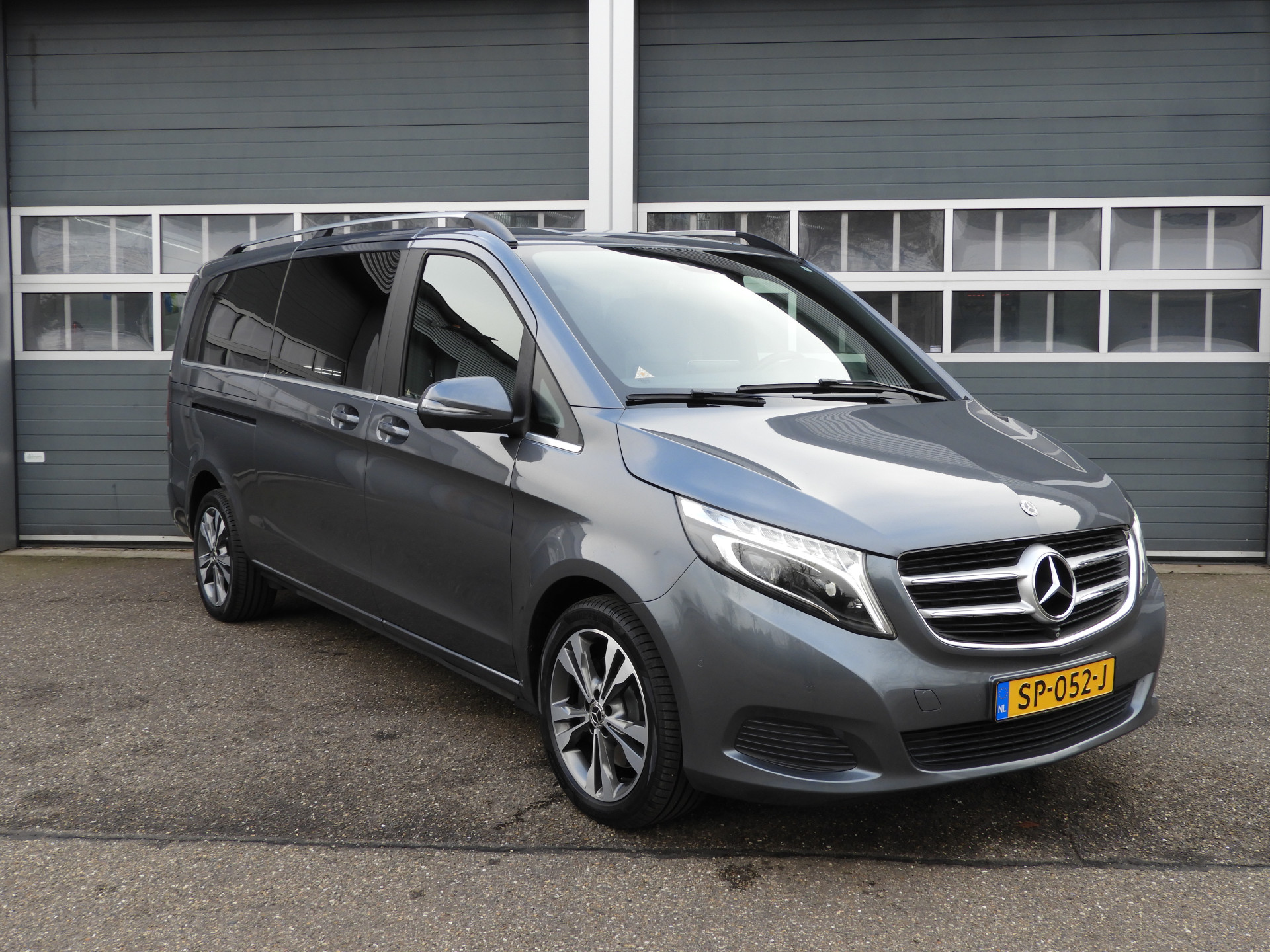 Mercedes-Benz V-Klasse 250d XL AUT | LED | LEDER | 8-PERS. | MARGE | NL-AUTO 50992641-2.jpg | Autobedrijf Vervoort