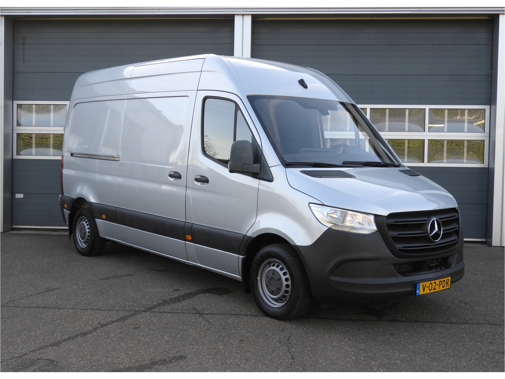 Mercedes-Benz Sprinter 314 2.2 CDI L2H2 AUT | CAMERA | 2X SCHUIFDEUR | BOTT INRICHTING 52414201-2.jpg | Autobedrijf Vervoort