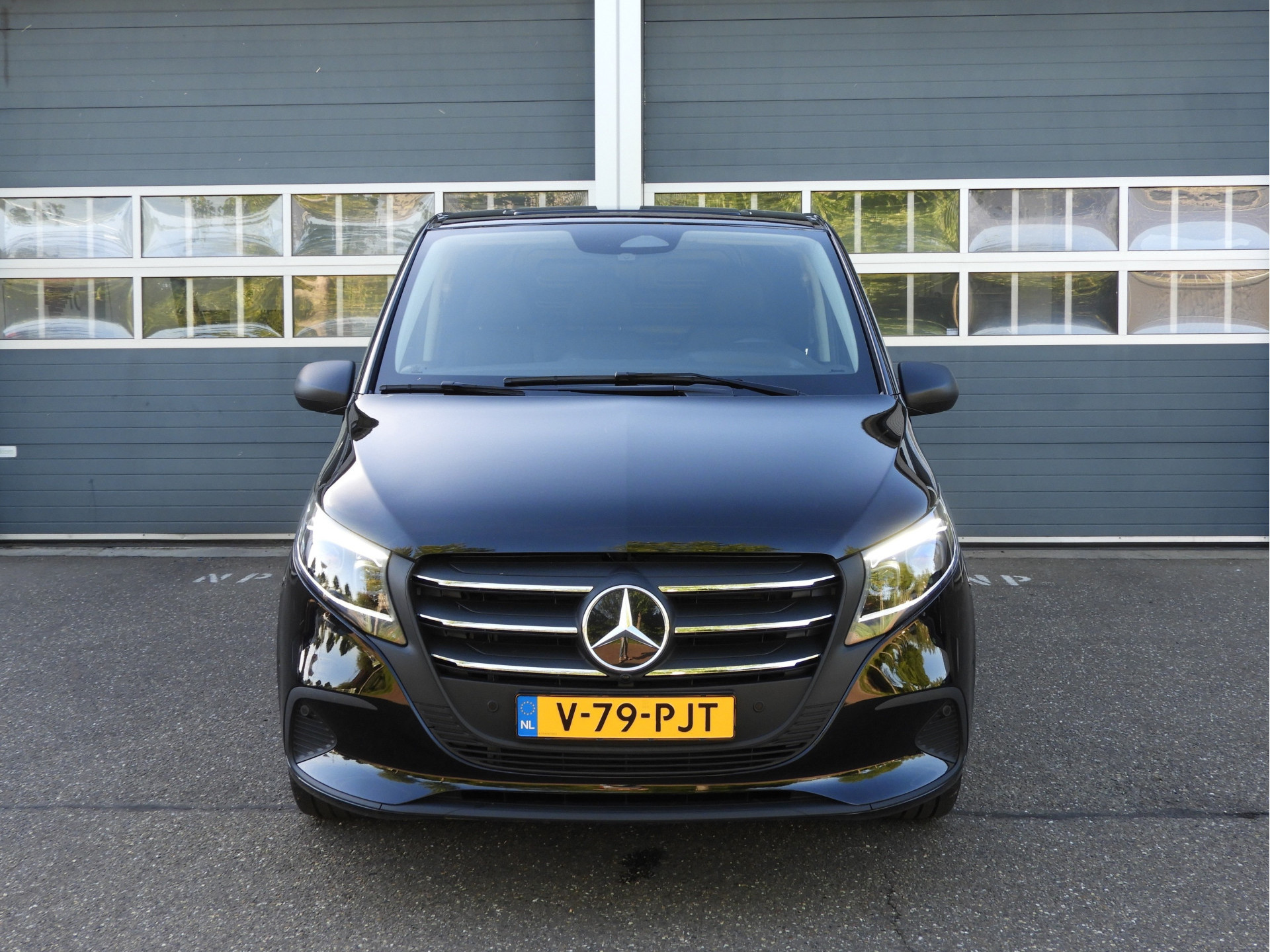 Mercedes-Benz Vito 116 CDI L2 Pro AUT | LED | 2.5t TREKHAAK | CAMERA | MBUX 53138088-1.jpg | Autobedrijf Vervoort
