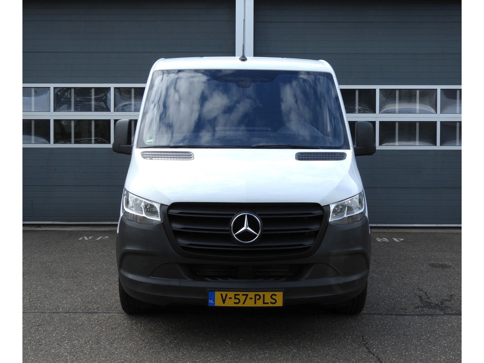 Mercedes-Benz Sprinter 314 2.2 CDI L1H1 | TREKHAAK | CAMERA | CARPLAY | NAVI 53464027-1.jpg | Autobedrijf Vervoort