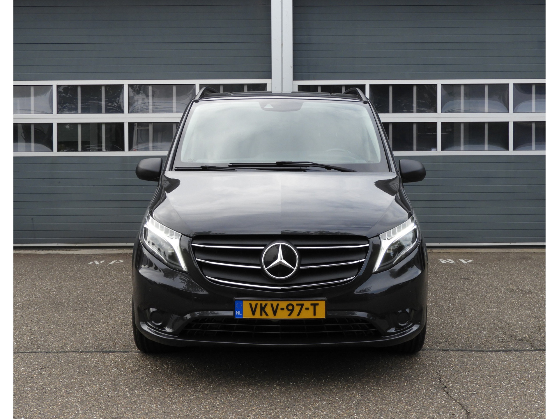 Mercedes-Benz Vito 119 CDI Lang DC AUT | 2.5t TREKHAAK | 2X SCHUIFDEUR | LEDER | DISTRONIC | LED 54652858-1.jpg | Autobedrijf Vervoort