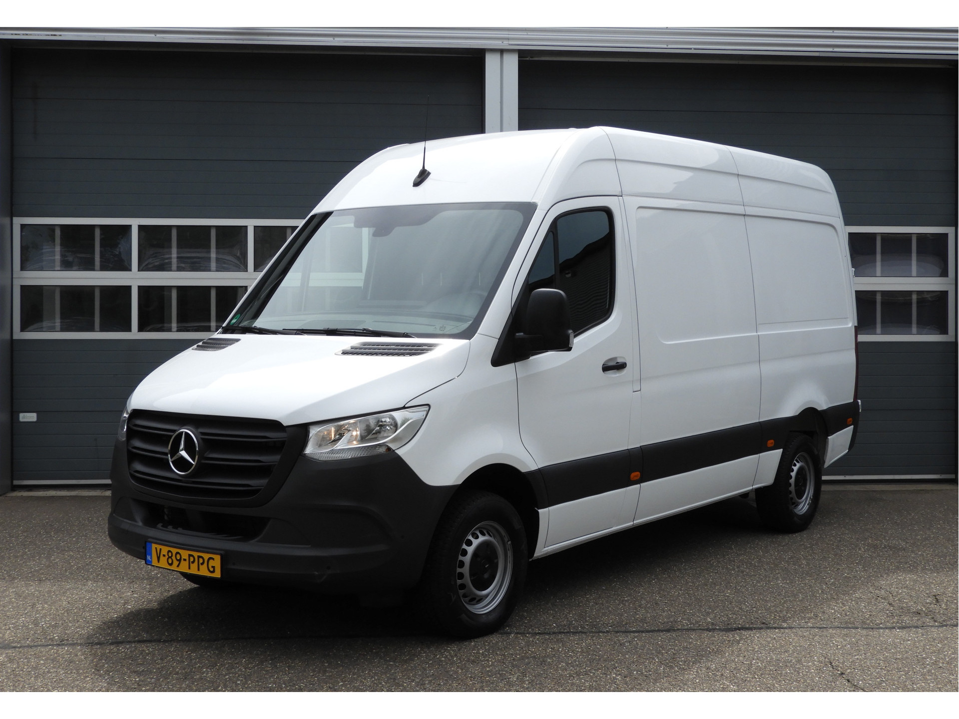 Mercedes-Benz Sprinter 315 1.9 CDI L2H2 AUT | 3.5t TREKHAAK | CAMERA | MBUX | CRUISE 54667285-0.jpg | Autobedrijf Vervoort