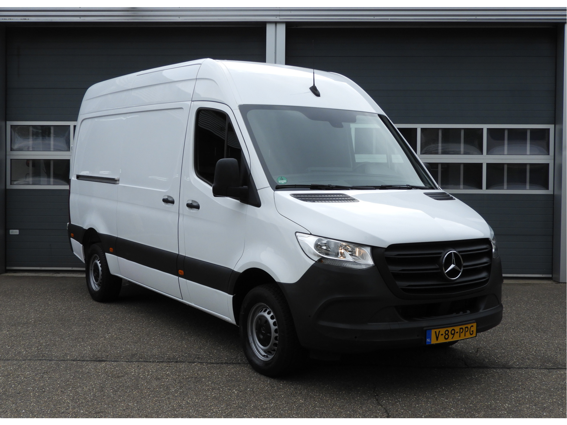 Mercedes-Benz Sprinter 315 1.9 CDI L2H2 AUT | 3.5t TREKHAAK | CAMERA | MBUX | CRUISE 54667285-2.jpg | Autobedrijf Vervoort