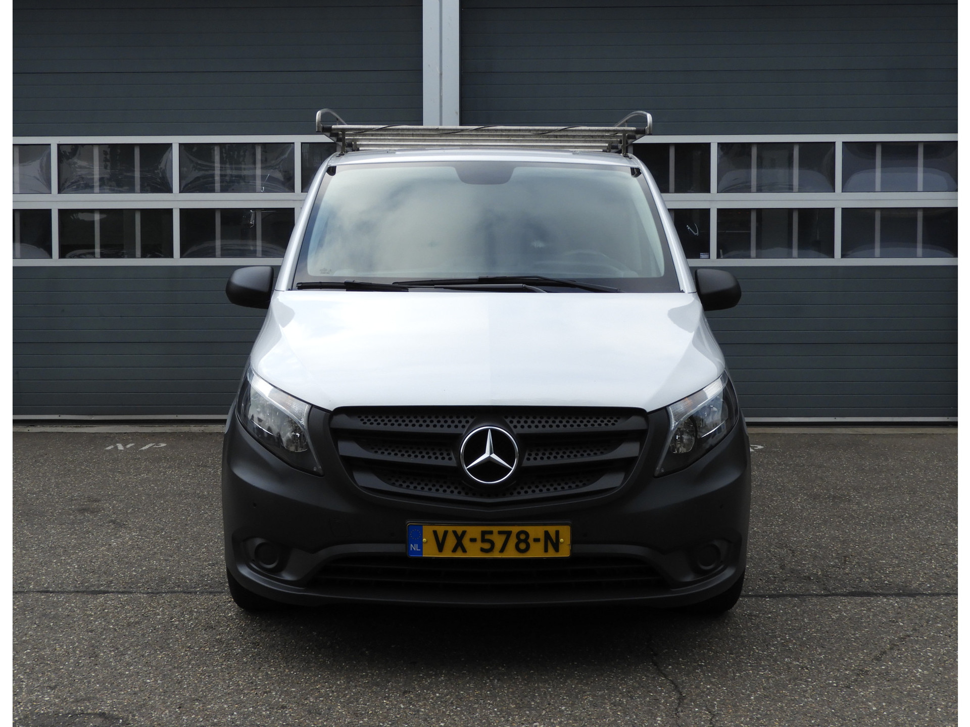 Mercedes-Benz Vito 111 CDI Extra Lang | IMPERIAAL | TREKHAAK | CAMERA | NAVI | CRUISE 55055597-1.jpg | Autobedrijf Vervoort