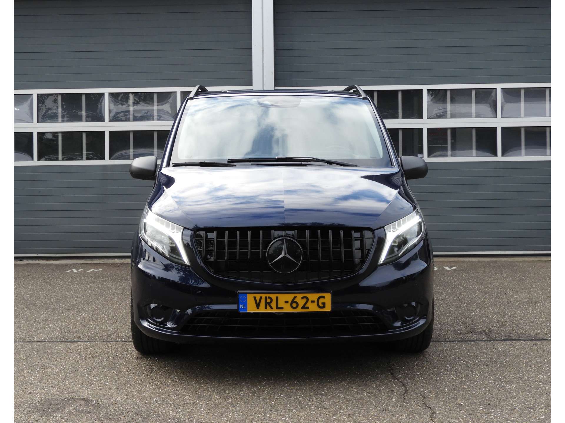 Mercedes-Benz Vito 114 CDI Extra Lang DC AUT | 2.5t TREKHAAK | 2X SCHUIFDEUR | LEDER | LED 55402059-1.jpg | Autobedrijf Vervoort
