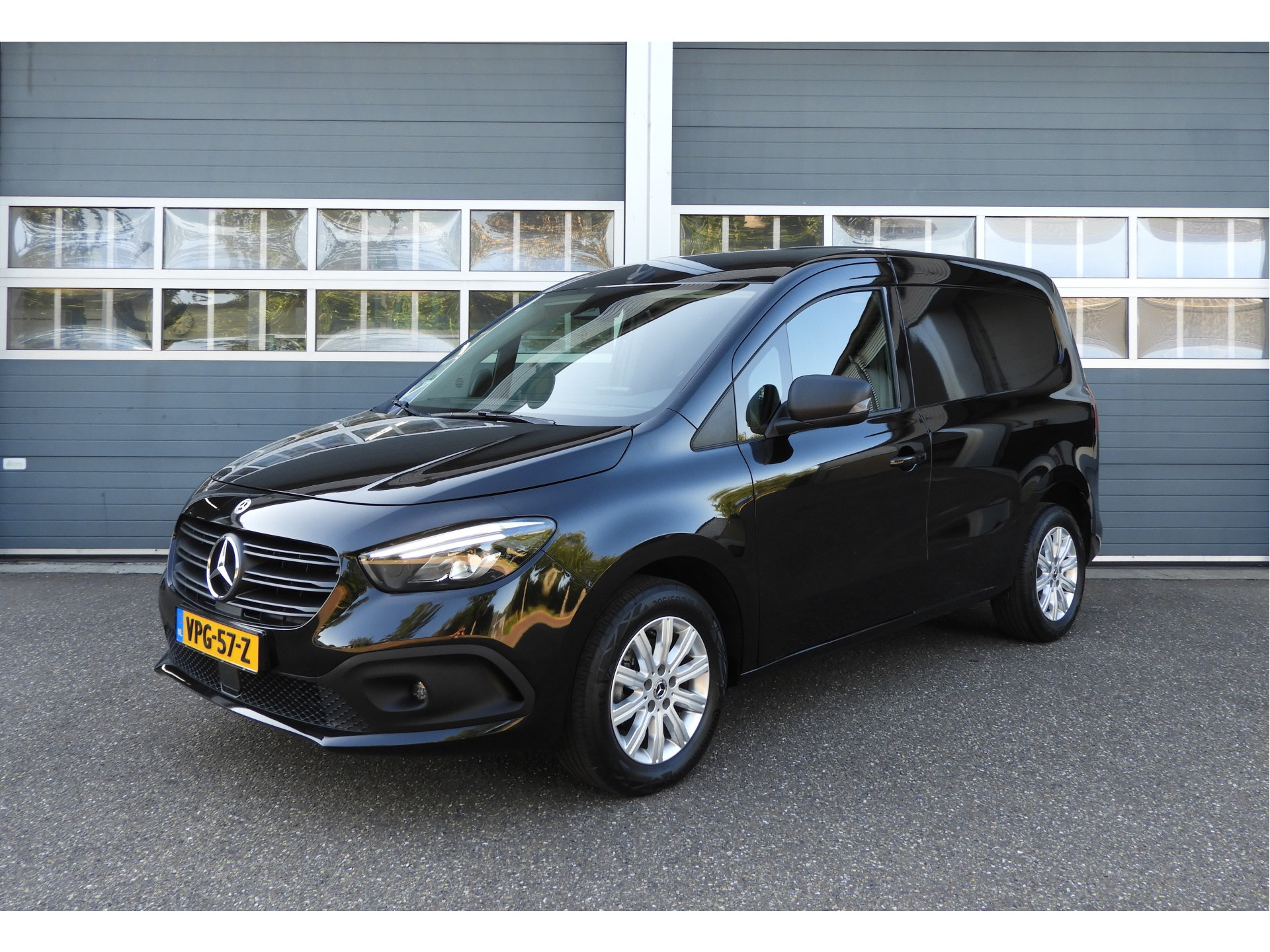 Mercedes-Benz Citan 110 CDI L1 | TREKHAAK | CAMERA | LED | CRUISE | STOELVERWARMING | MBUX 55516648-0.jpg | Autobedrijf Vervoort