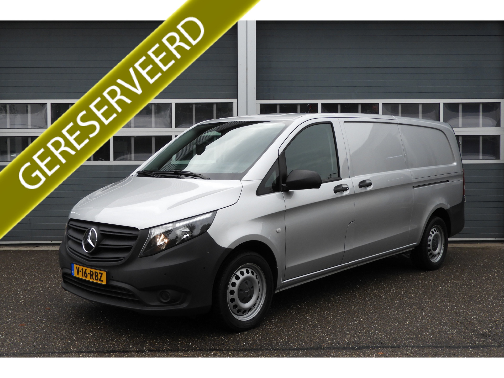 Mercedes-Benz Vito 116 CDI XL AUT 4X4 | 2X SCHUIFDEUR | TREKHAAK | DISTRONIC | CAMERA 56040565-0.jpg | Autobedrijf Vervoort