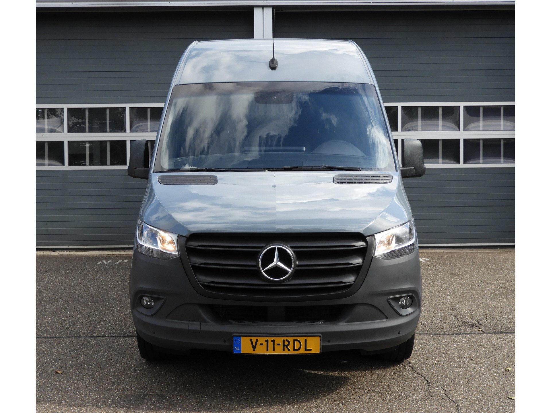 Mercedes-Benz Sprinter 317 1.9 CDI L2H2 RWD AUT | CAMERA | MBUX | CRUISE | CARPLAY 56157810-1.jpg | Autobedrijf Vervoort