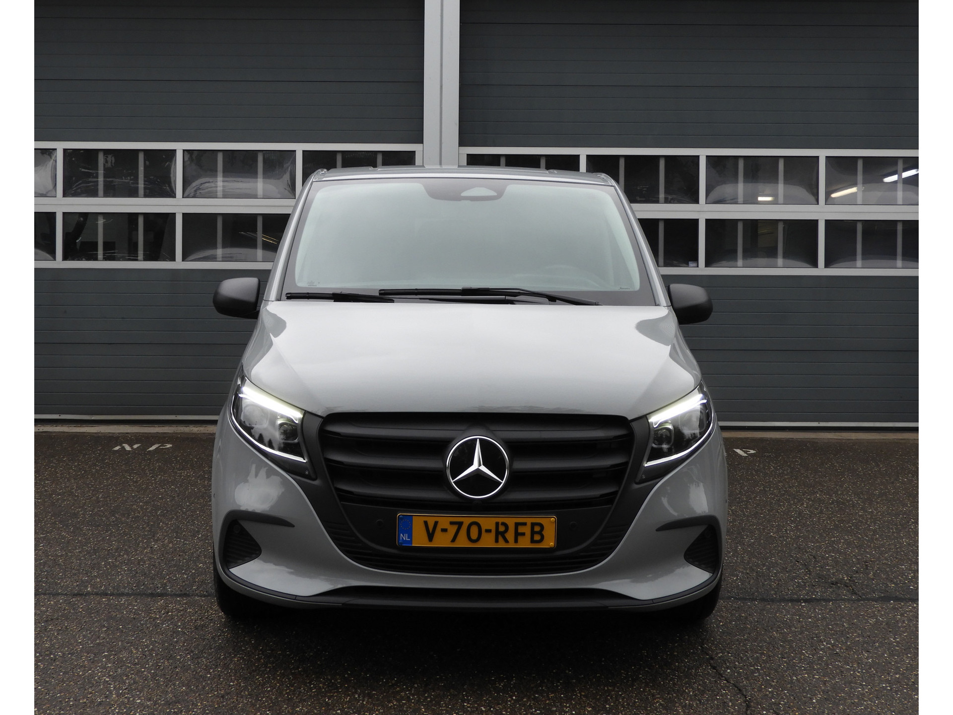 Mercedes-Benz Vito 119 CDI XL DC AUT | LUCHTVERING | 2X SCHUIFDEUR | 2.5t TREKHAAK 56638892-1.jpg | Autobedrijf Vervoort