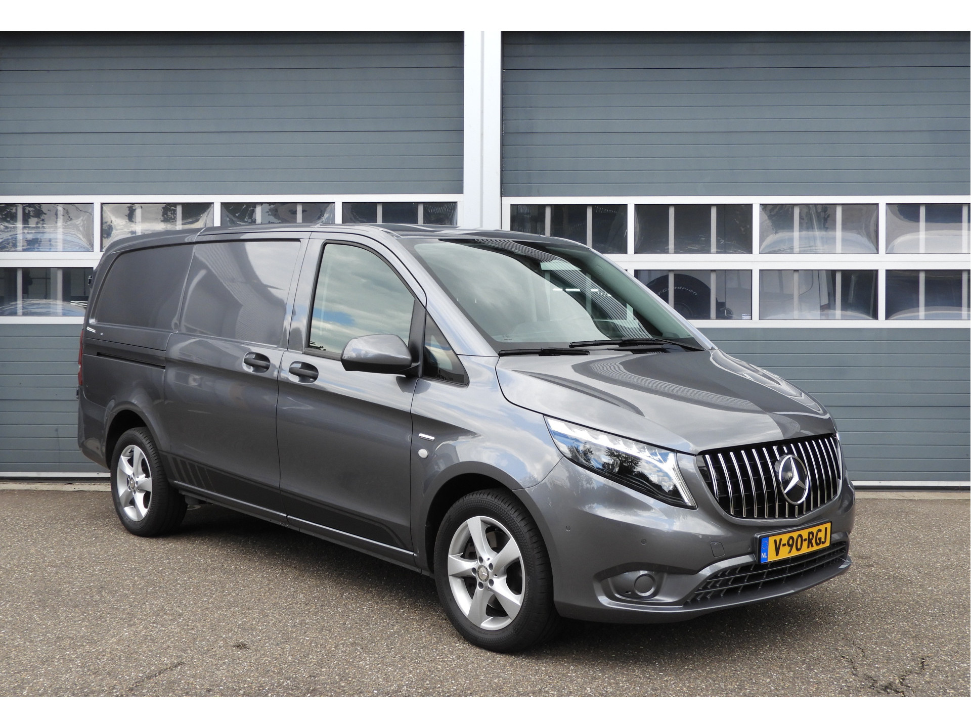 Mercedes-Benz Vito 119 CDI Lang AUT | LED | NAV | CAMERA | TREKHAAK 56701242-2.jpg | Autobedrijf Vervoort