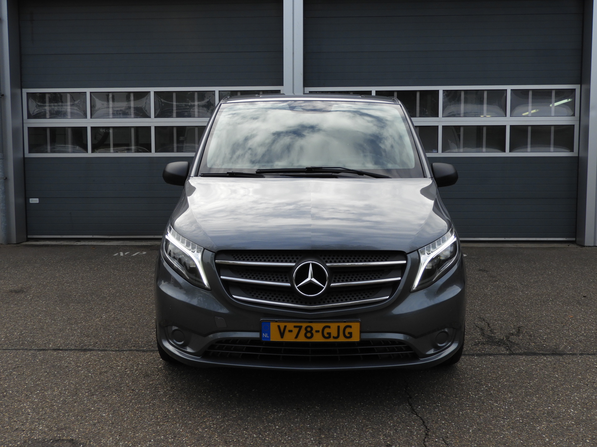 Mercedes-Benz Vito 116 CDI Lang AUT | LED | CAMERA | 2.5t TREKGEWICHT 56755183-1.jpg | Autobedrijf Vervoort