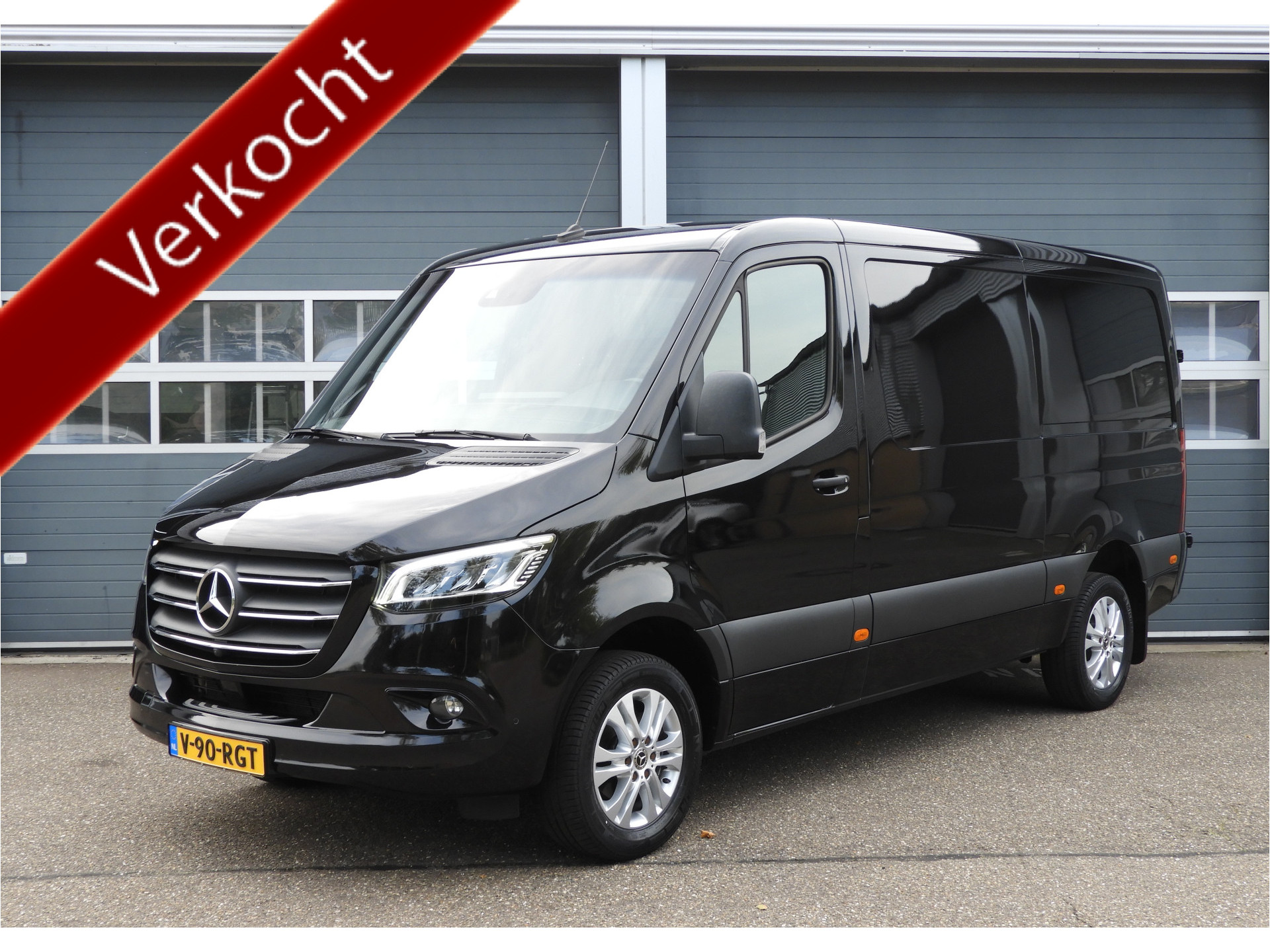 Mercedes-Benz Sprinter 319 1.9 CDI L2H1 AUT | DISTRONIC | 360° CAMERA | MBUX 10.25 57033007-0.jpg | Autobedrijf Vervoort