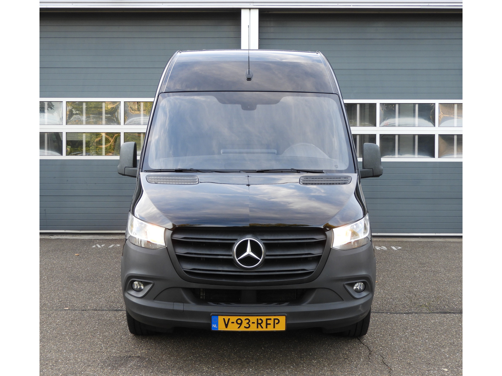 Mercedes-Benz Sprinter 315 1.9 CDI L2H2 AUT | 3.5t TREKGEWICHT | CAMERA | MBUX | CARPLAY 57167178-1.jpg | Autobedrijf Vervoort
