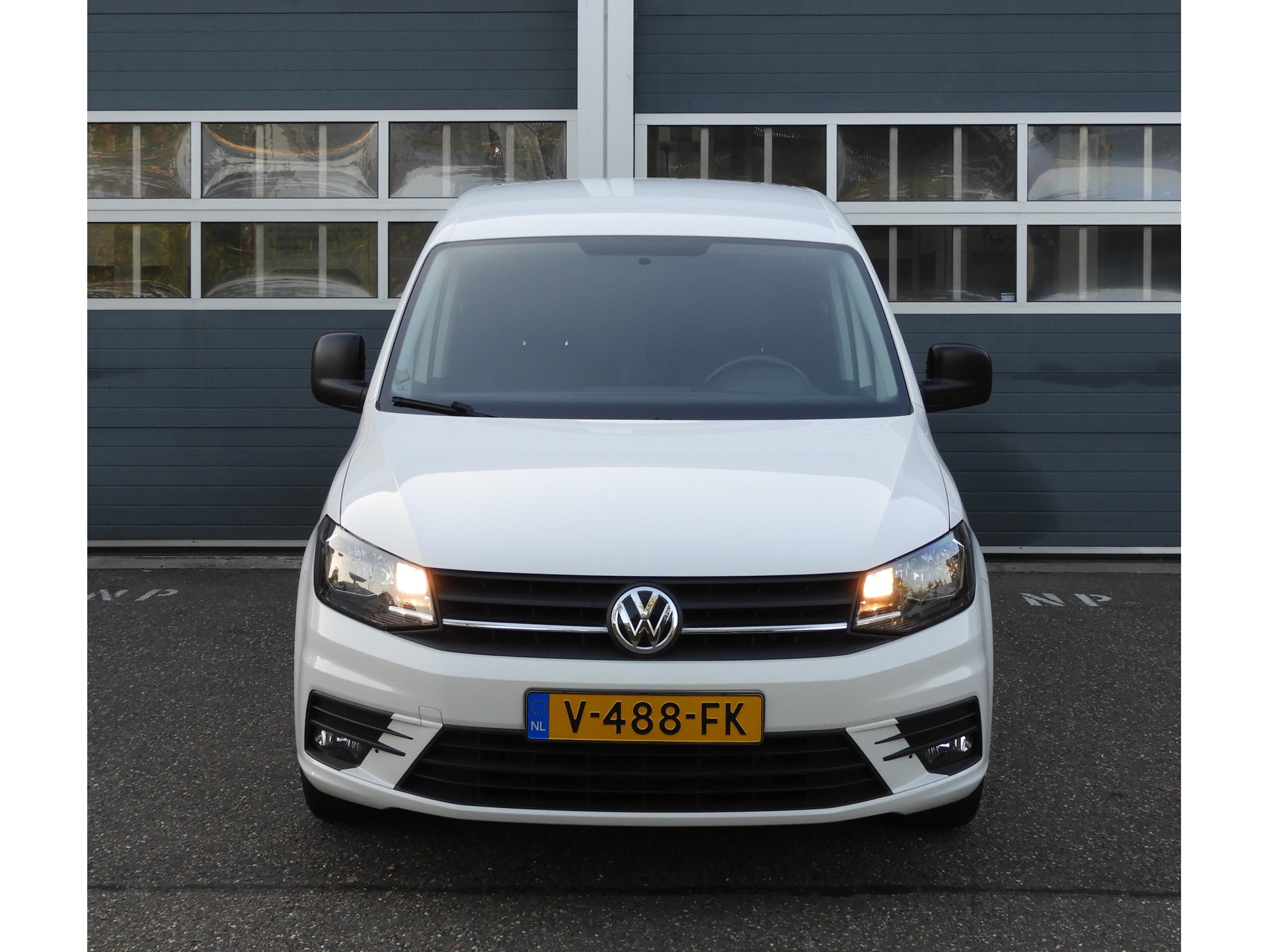 Volkswagen Caddy 2.0 TDI L1H1 | PDC | CRUISE | AIRCO 57507983-1.jpg | Autobedrijf Vervoort