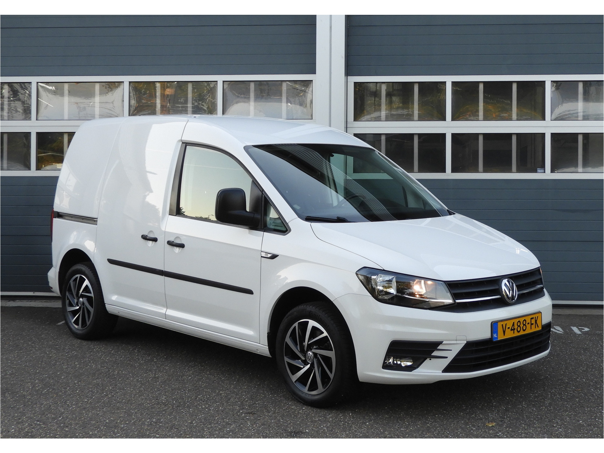 Volkswagen Caddy 2.0 TDI L1H1 | PDC | CRUISE | AIRCO 57507983-2.jpg | Autobedrijf Vervoort