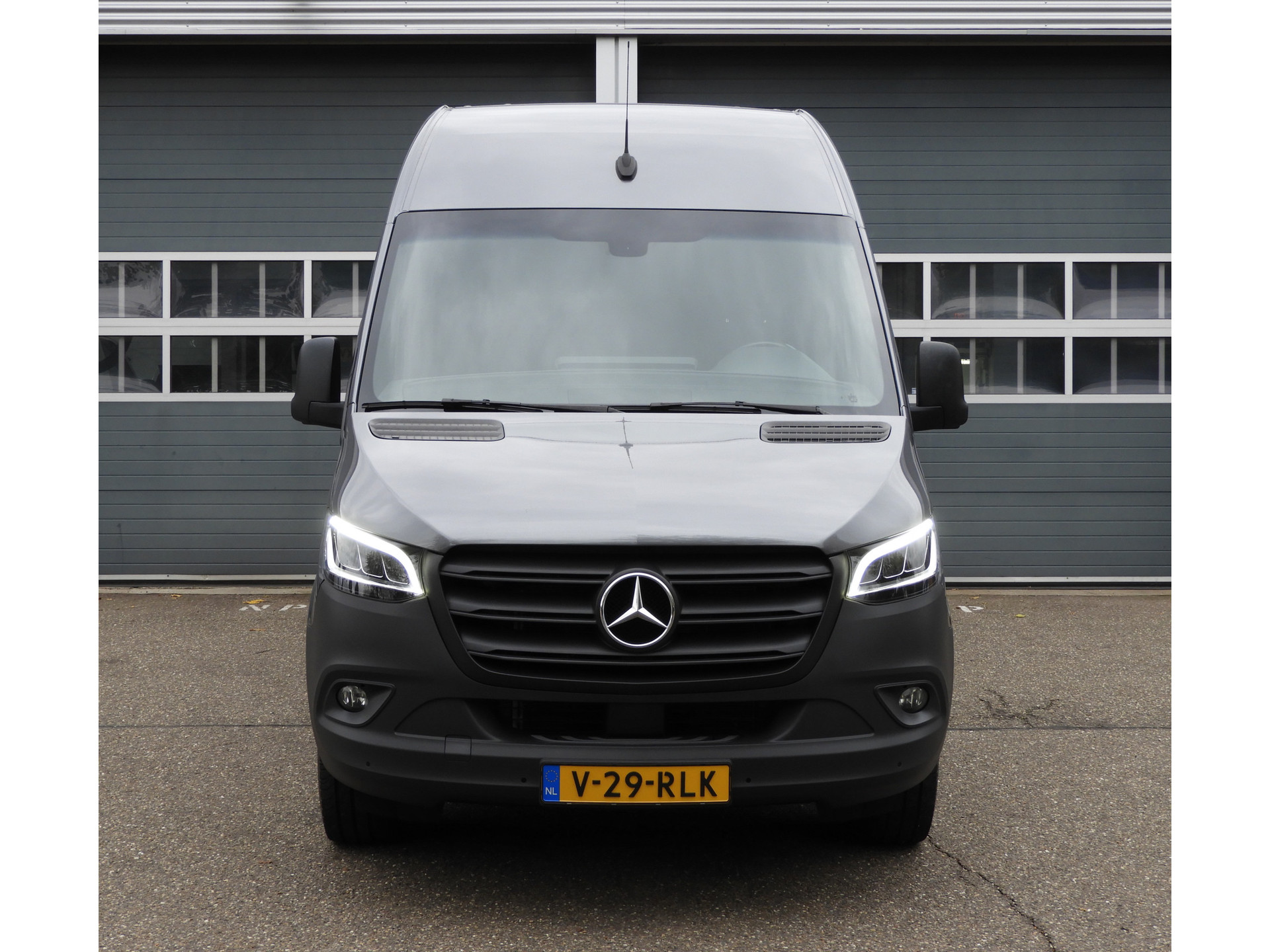 Mercedes-Benz Sprinter 317 1.9 CDI L3H2 RWD AUT | 3.5t TREKGEWICHT | LED | CAMERA 57594953-1.jpg | Autobedrijf Vervoort